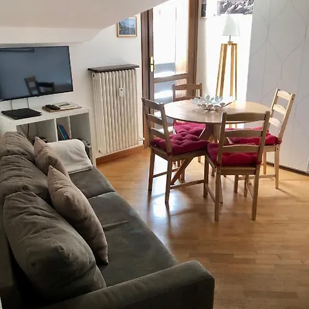 White Attic Apartment Breuil-Cervinia